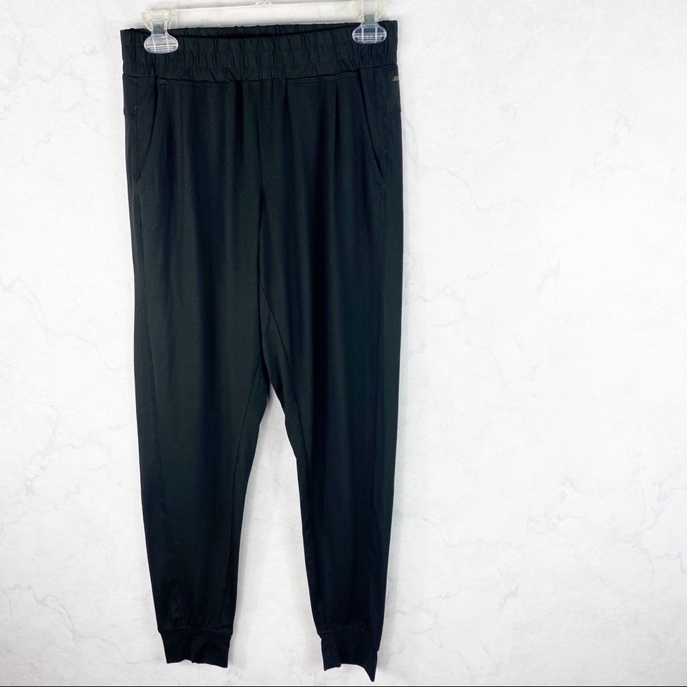 [Jockey]